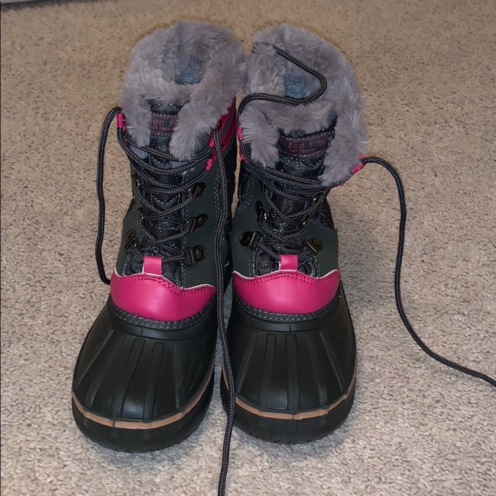 Girls snow boots